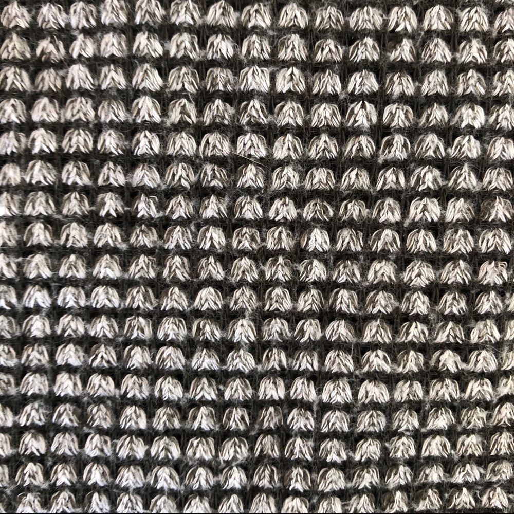 Forever 21 knit long sleeve - Picture 4 of 4